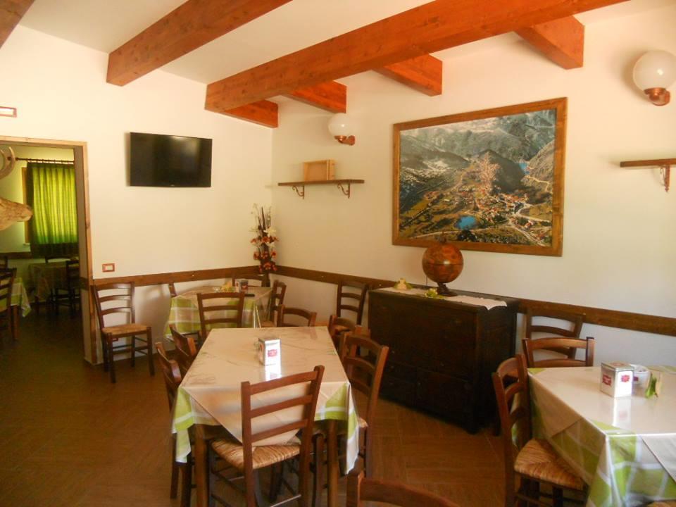 La Locanda Del Lago Lucciola Villalago Eksteriør billede